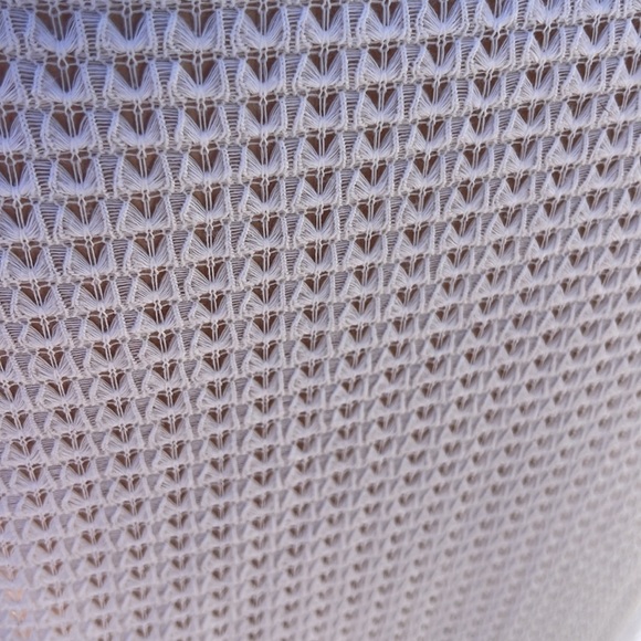 Philosophy Open Knit White Sweater Size Small - Poly Blend - Picture 4 of 7